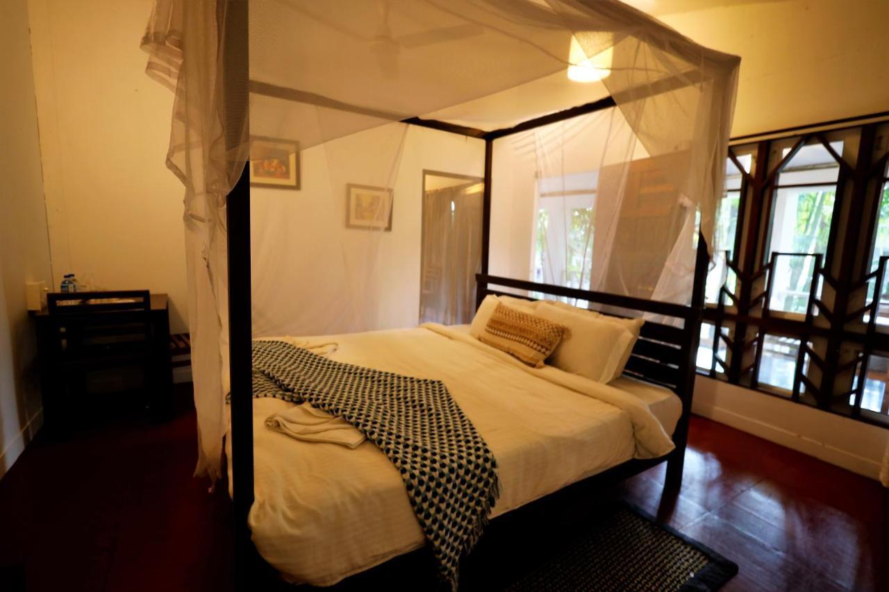 Temple Garden Seaside Cottages 帕罗林 外观 照片