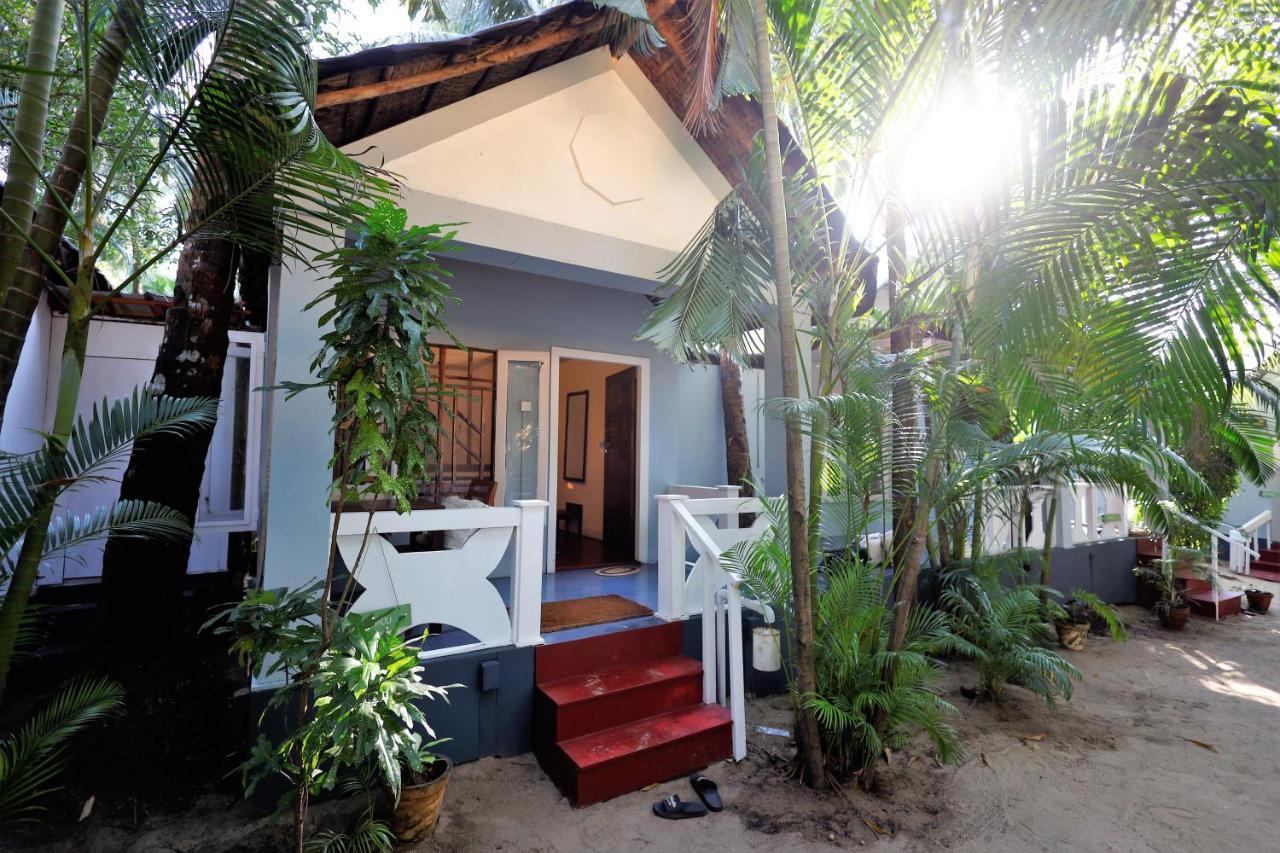 Temple Garden Seaside Cottages 帕罗林 外观 照片
