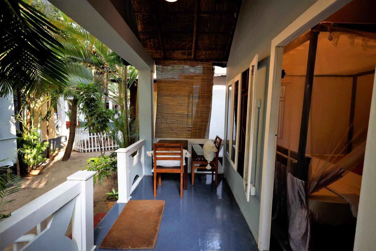 Temple Garden Seaside Cottages 帕罗林 外观 照片