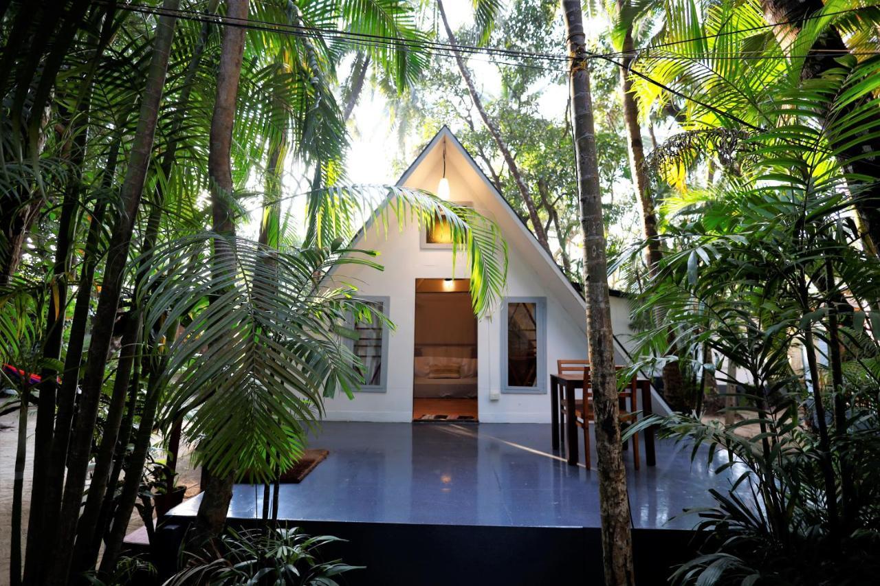 Temple Garden Seaside Cottages 帕罗林 外观 照片