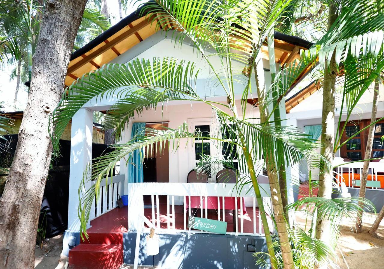 Temple Garden Seaside Cottages 帕罗林 外观 照片