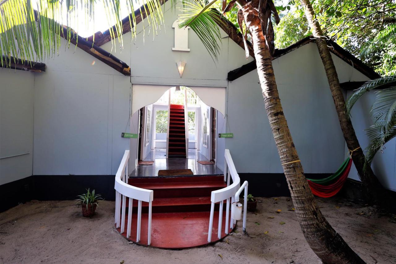 Temple Garden Seaside Cottages 帕罗林 外观 照片